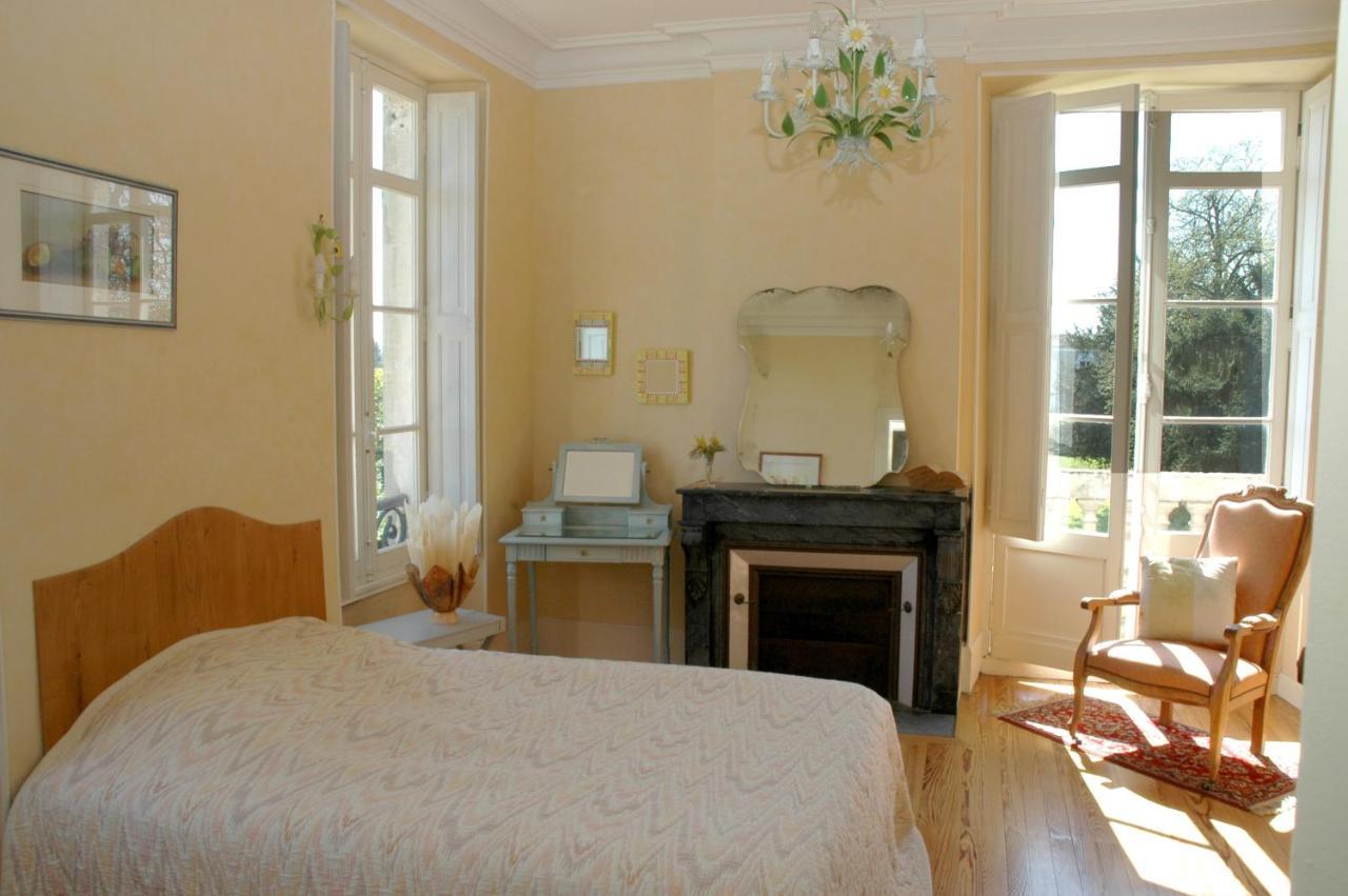 Chambres & Studios Chateau Saint Vincent Bazas Luaran gambar